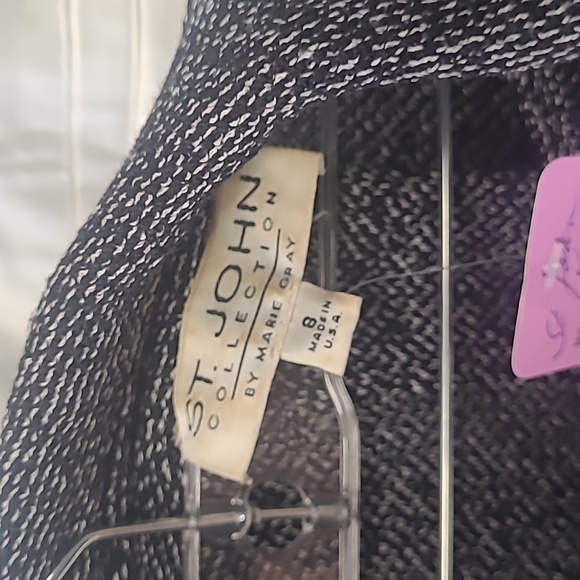 St John Knit - Picture 3 of 4